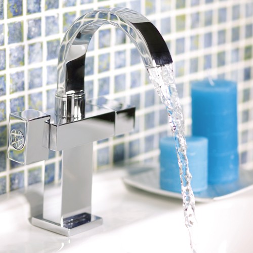 Mono Basin Mixer Tap With Swivel Spout. technical image