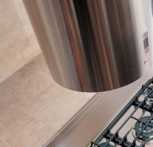 Tube Wall Cooker Hood. 370mm x 435mm. technical image