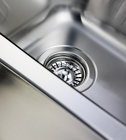 Undermount 1.5 Bowl Steel Sink, Right Hand Bowl. technical image
