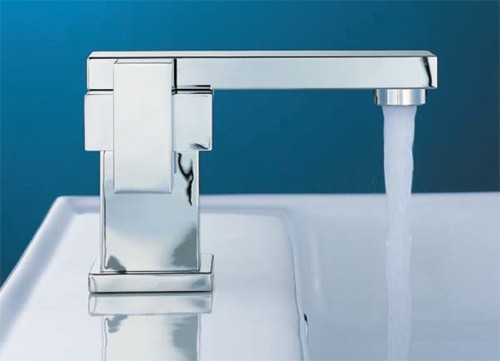Mono Basin Mixer Tap With Click-Clack Waste (Chrome). technical image