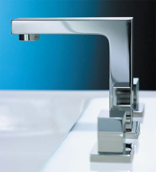 3 Tap Hole Basin Mixer Tap With Click-Clack Waste (Chrome). technical image