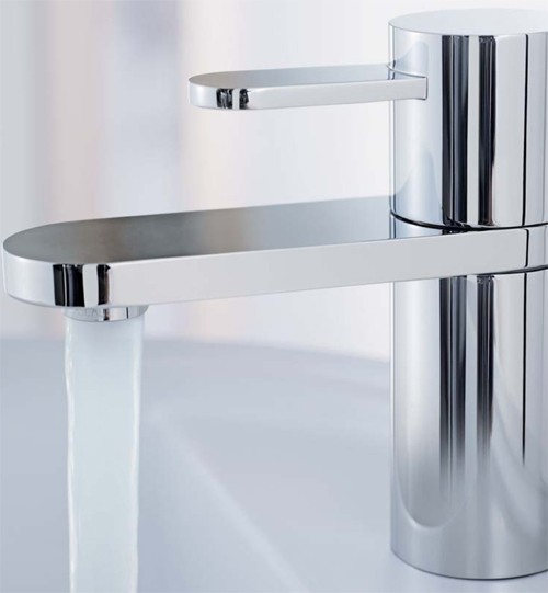 Mono Basin Mixer Tap With Click-Clack Waste (Chrome). technical image