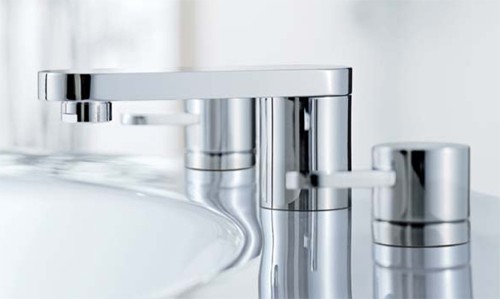 3 Tap Hole Basin Mixer Tap With Click-Clack Waste (Chrome). technical image