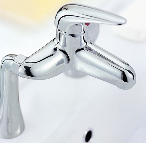Bath Filler Tap (Chrome). technical image