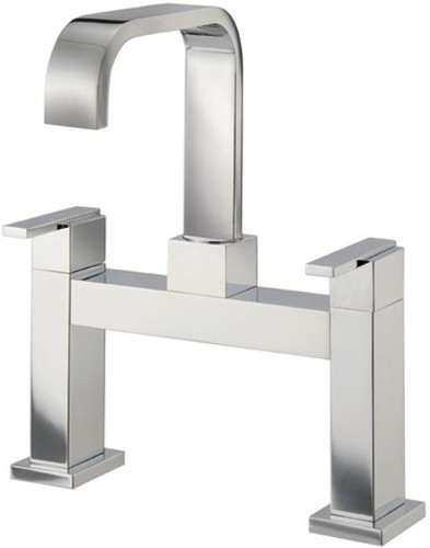 Bath Filler Tap (High Spout, Chrome). technical image