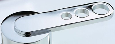 One Tap Hole Bath Shower Mixer Tap With Shower Kit (Chrome). technical image