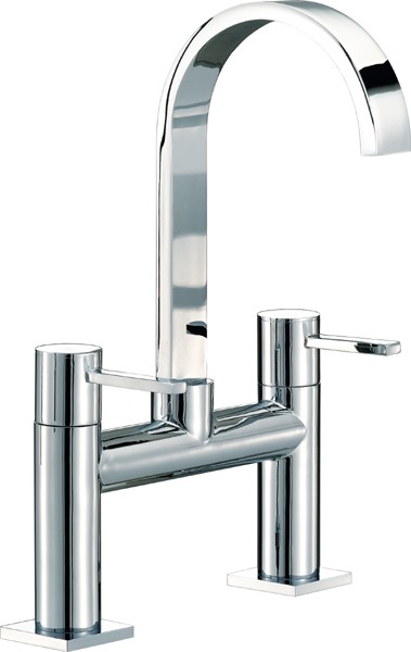 Bath Filler Tap (High Spout, Chrome). technical image