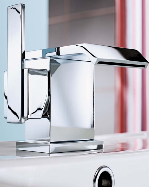 Mono Basin Mixer Tap With Click-Clack Waste (Chrome). technical image