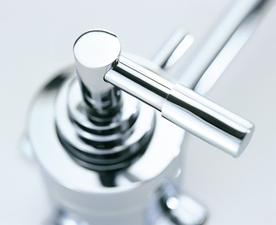 Exposed Thermostatic Shower Set With Valve, Riser & Head. technical image