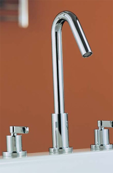3 Tap Hole Basin Mixer Tap With Pop-Up Waste (Chrome). technical image