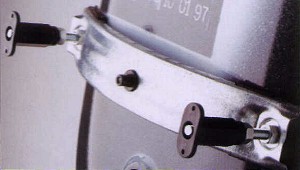 With handles and anti-slip. 1700 x 700mm. technical image