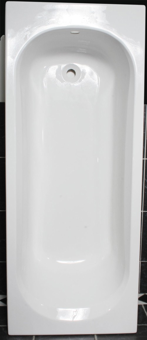 White acrylic bath. 1700 x 700mm. Legs included. No Tap holes. technical image