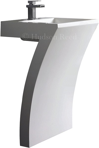 7 Basin, One Piece Basin & Pedestal. 580x467x835mm. technical image
