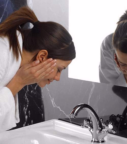 Mono basin mixer + free pop up waste. technical image