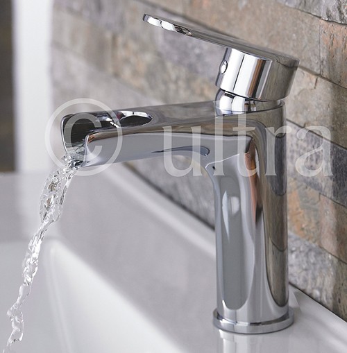 Waterfall Basin Tap (Chrome). technical image