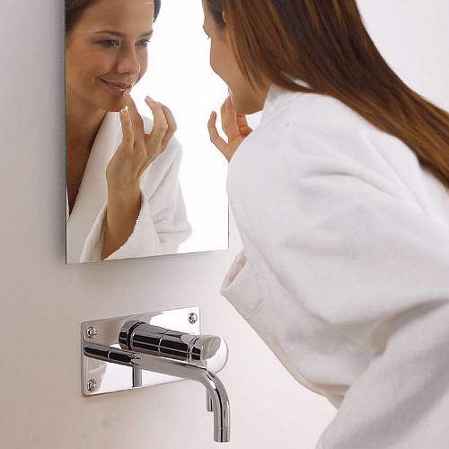 Wall mounted bath mixer technical image