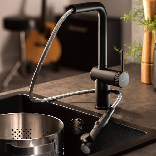 Additional image for Fraction Pull Out Kitchen Tap (M Black).
