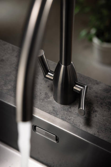 Additional image for Airo Kitchen Tap With Dual Levers (Gunmetal).