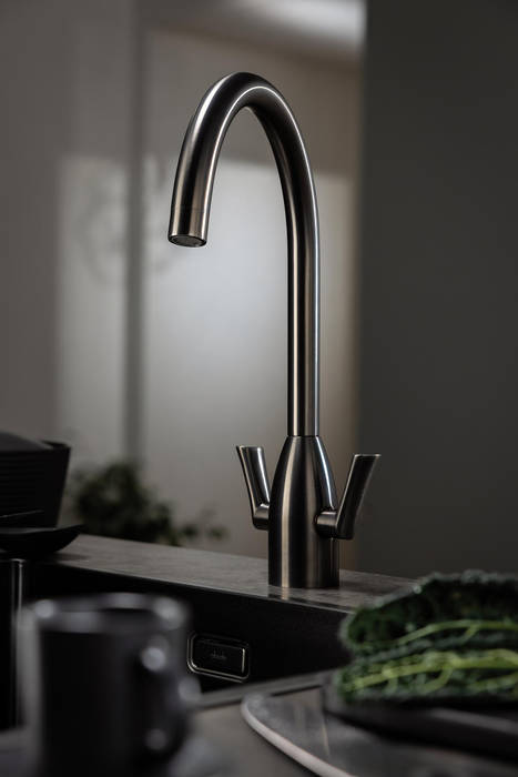 Additional image for Airo Kitchen Tap With Dual Levers (Gunmetal).