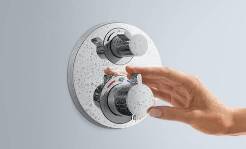 Additional image for Shower Set With Valve, Croma Head & Croma Select S Handset.