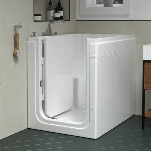 Additional image for Maestro Small Walk In Bath With Door Entry (900x650).