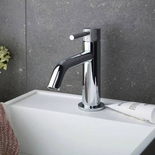 Additional image for Slimline Mono Basin Mixer Tap With Knurled Accents & Waste (Chrome).
