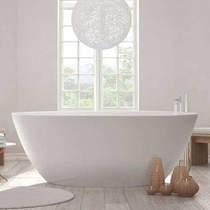 BC Designs Esseta Bath 1510mm (Polished White).